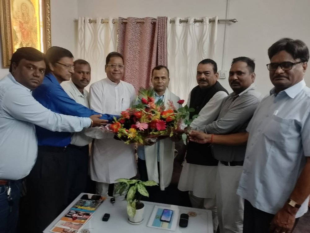 GRS Guardian Sunil Sir felicitated by Kolkata Rauniyar Samaj